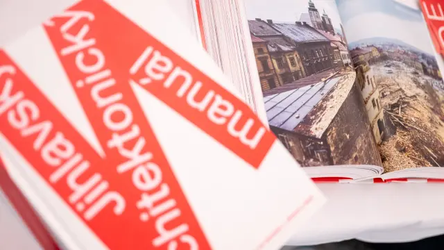 Vytištěná města: Debata o architektonických manuálech a průvodcích památek – Přednáška / workshop, Jihlava