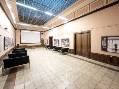 Komentovaná prohlídka Střední uměleckoprůmyslové školy v Heleníně – fotografie 3