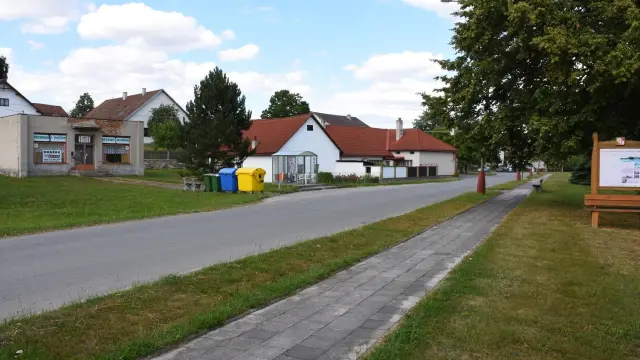 Centrum obce – Centrum města, Čenkov